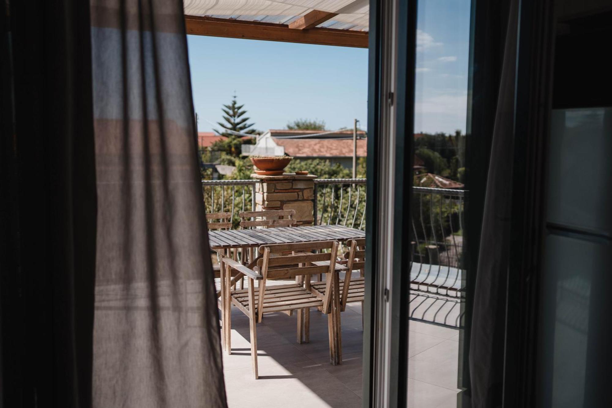 Villa Di Marinella อาเชอา ภายนอก รูปภาพ